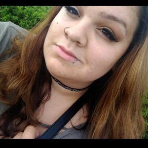 Meet your Posher, Kendra